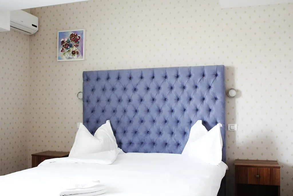 Hotel Papion Бухарест
