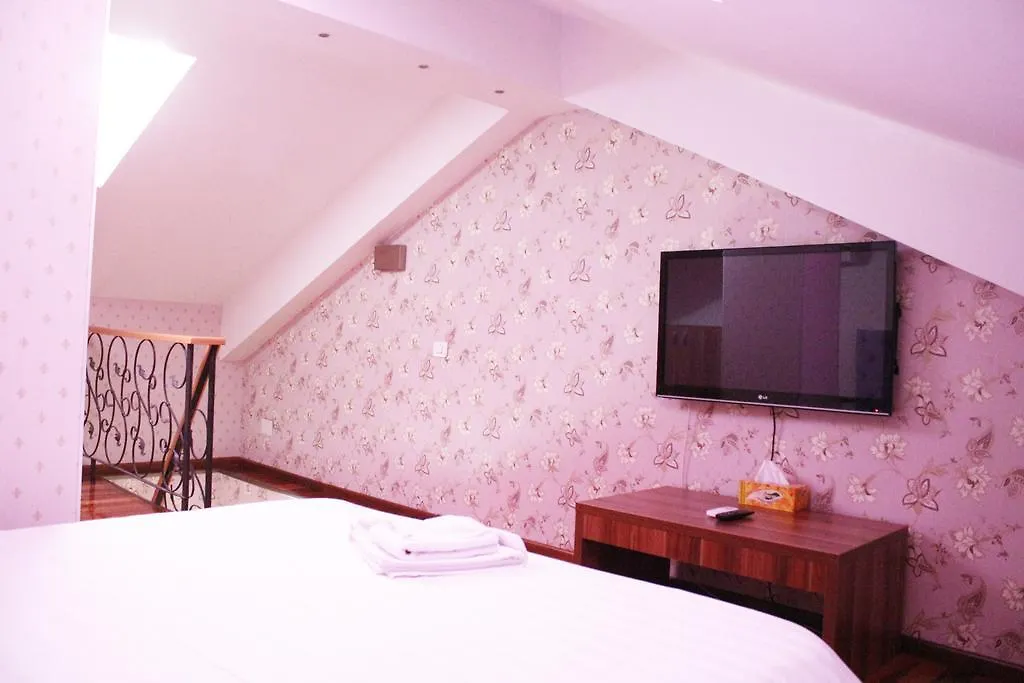 Hotel Papion Бухарест