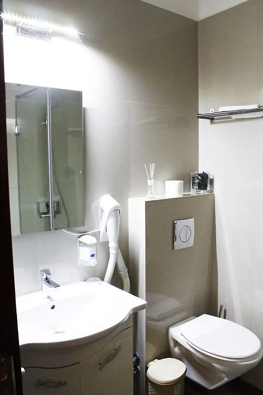 Hotel Papion Bucharest 3*,
